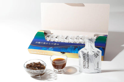 沖縄の海藻フコイダン100%の健康サプリメントパウチと中身のゼリーと液体のセット